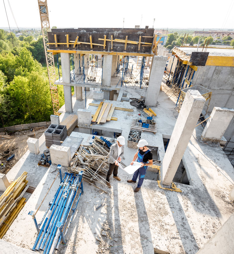 construction-site-with-workers